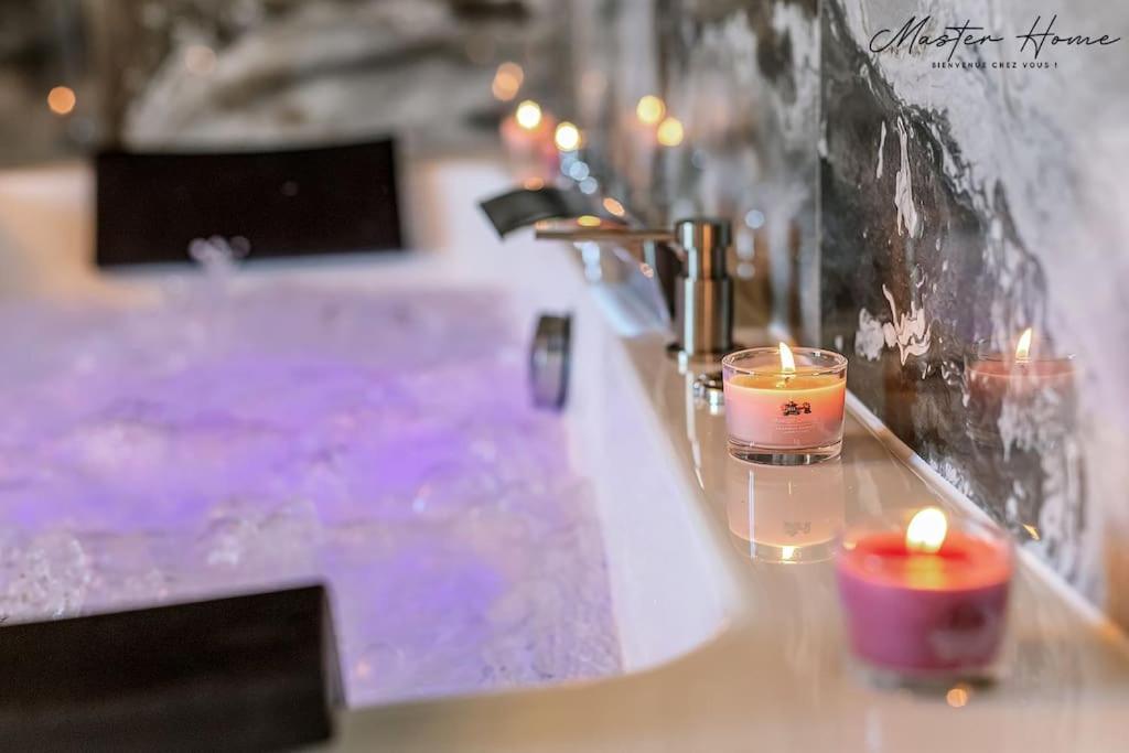 Gout De Luxe A Narbonne T3 Climatise, Spa, Parking ภายนอก รูปภาพ